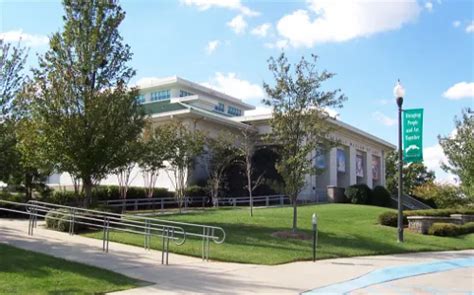 Huntsville Museum of Art (Huntsville) - Visitor Information & Reviews