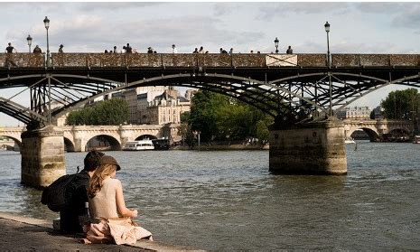 Revealed: The Real Romantic Spots in Paris - Je T'aime Me Neither