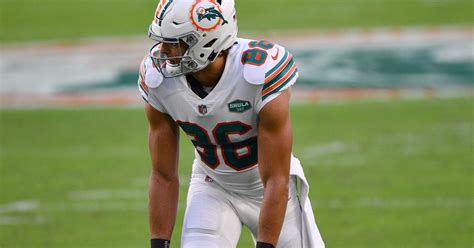 Dolphins re-sign Mack Hollins - The Phinsider