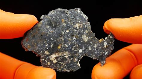 Meteorite Nwa 13278 Achondrite Aubrite 910 Gram Youtube