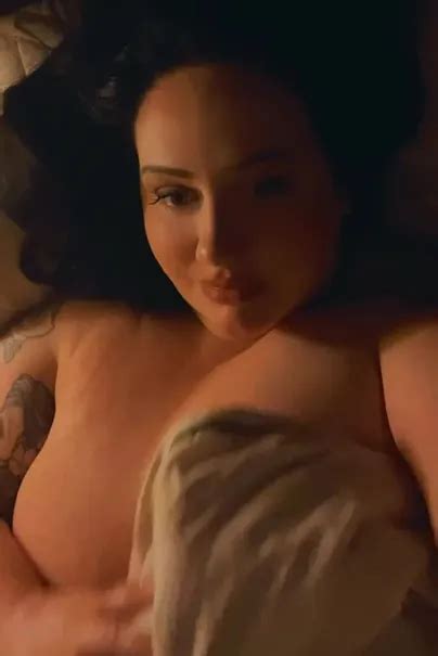 Good Morning I Love Waking Up Naked