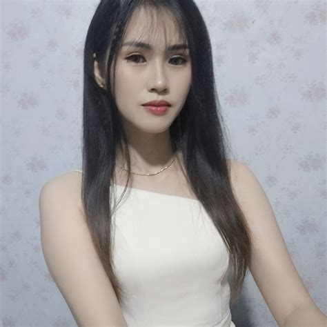 DESY Huang Jia Mei added a new photo. - DESY Huang Jia Mei