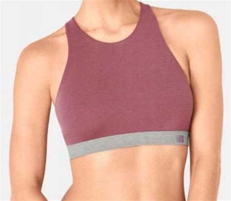 Produkt Z Outletu Sloggy Triumph Women Move Flow Top L Outlet Ceny