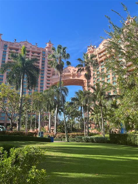 ULTIMATE Atlantis Bahamas Review - the good and the bad!