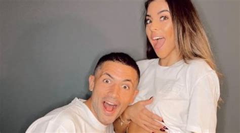 Stefano Sensi E Giulia Amodio Allargano La Famiglia Sui Social L