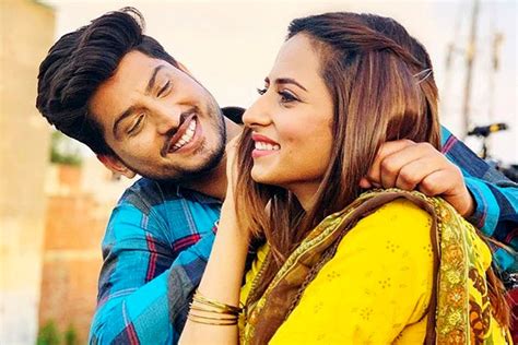 Surkhi Bindi: Gurnam Bhullar Plays Sargun Mehta's Doted, Supportive Husband | Filme Shilmy