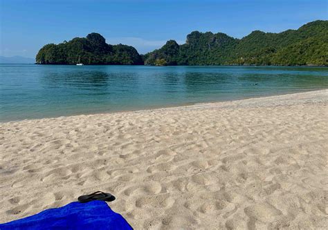 Tanjung Rhu Beach, Langkawi - How To Visit & What To Do - Dan Round the
