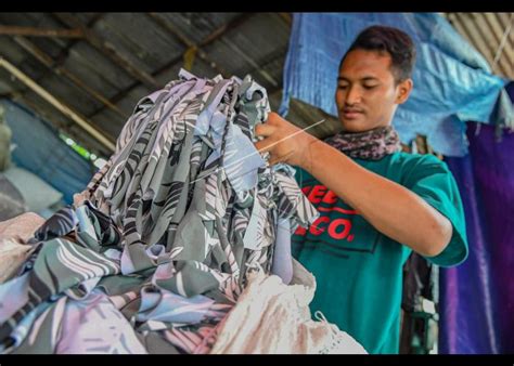 Pemanfaatan Limbah Kain Perca Antara Foto