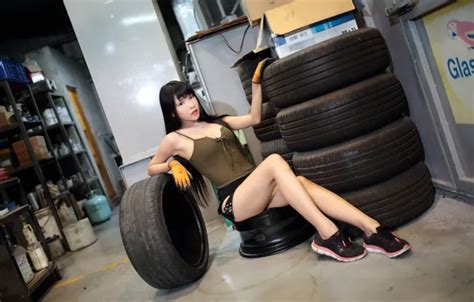 Asian Legs Women Gloves Dark Hair Tires Mechanics