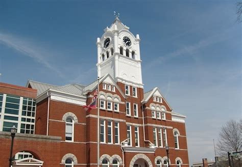 Henry County Courthouse - Bone Dry Roofing