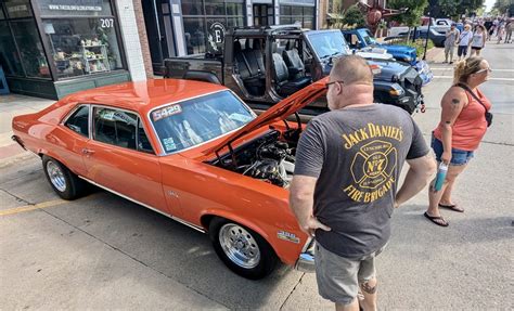 Gallery Cars Bikes Draw Folks Downtown On Sizzlin Hot Night Aberdeen Insider