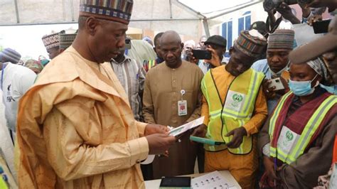 Huge Turnout In Maiduguri As INEC Officials Materials Arrive Late