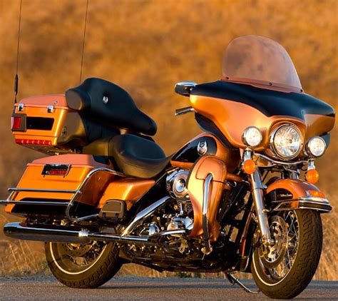 2008 Harley Davidson FLHTCU Ultra Classic Electra Glide Moto