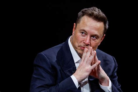 Elon Musk La Biographie Qui D Crit Un Multimilliardaire En