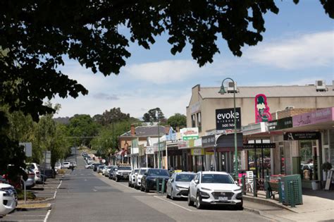 Gisborne, Victoria: The little country town under big population pressure