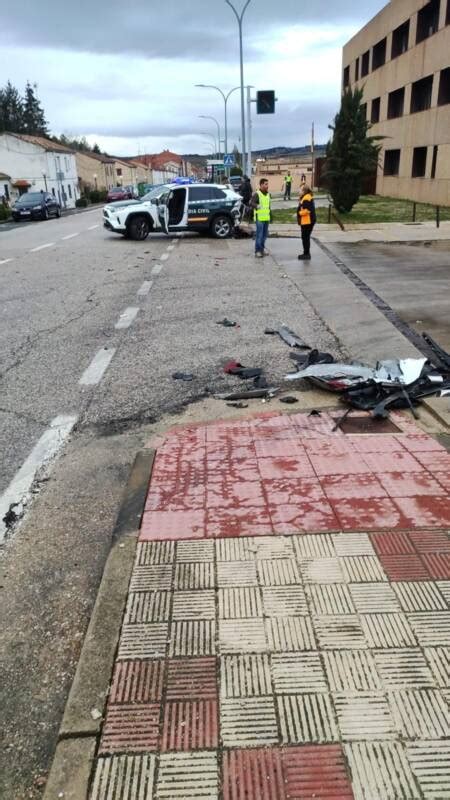 Persecuci N En El Burgo De Osma Un Cami N En Fuga Choca Contra