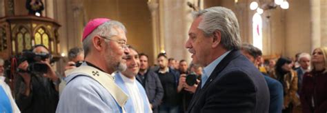 Misa Por La Paz Y La Fraternidad En La Basílica De Luján