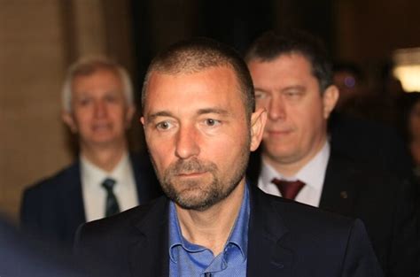 Уволниха и зам.-директора на ДАНС