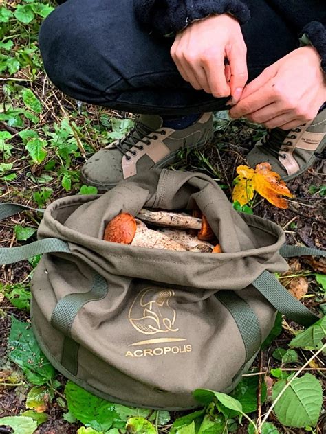 Quality Handmade Mushroom Hunting Basket Forage Basket For Morels