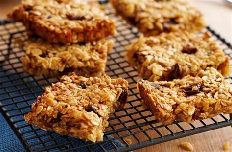 Fruity oat bars | Recipe | Dried fruit bars recipe, Fruit bars recipe, Oat bars