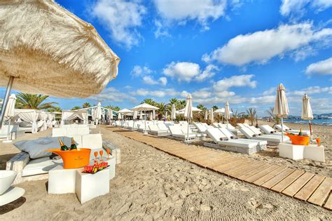 Ushua A Beach Club Restaurant Ibiza Playa D En Bossa Ibiza Beach