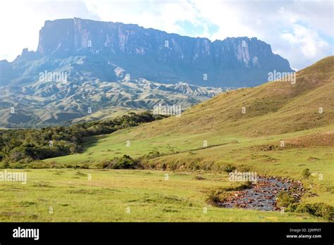 Mount Roraima, ahead a small stream, Venezuela and Brazil border Stock Photo - Alamy