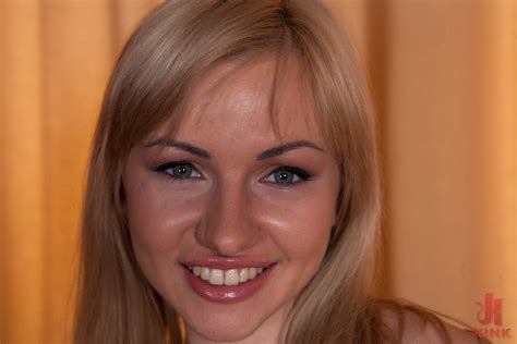 Zenza Raggi On Kink Watch Zenza Raggi BDSM Porn