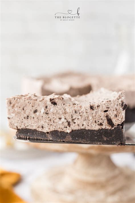 No Bake Oreo Cheesecake