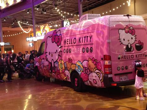 Pastel Peggy: Hello Kitty Cafe Truck 2017