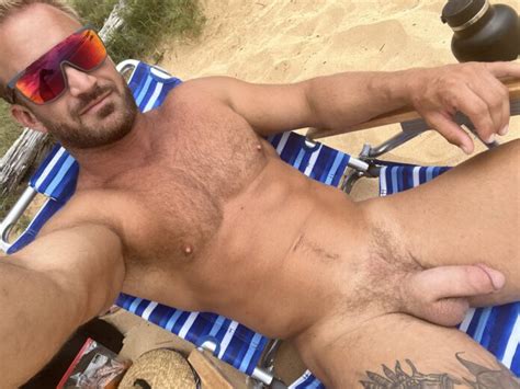 What To Wear On Your Next Gay Beach Vacation If You Arent Naked Daily Squirt