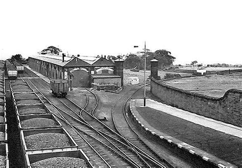 Disused Stations: Station | Disused stations, Railway station, Model ...