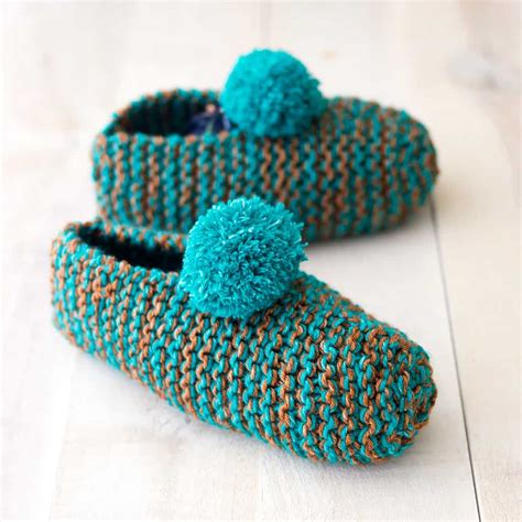 Easy Slippers Knitting Pattern - Gina Michele