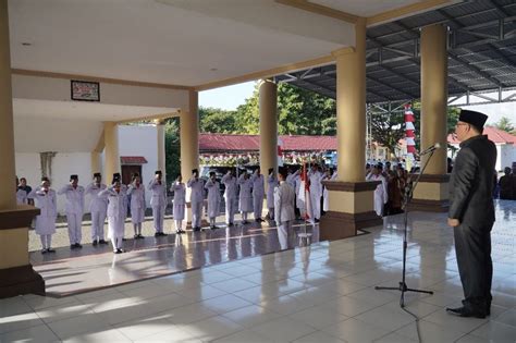 Pengukuhan Paskibraka Bolmong Dihiasi Rasa Haru Orang Tua Duta Demokrasi