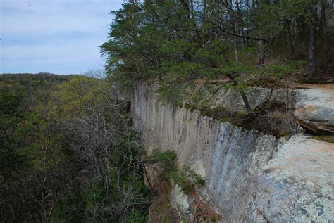 Dsc2115 Chapel Cave And Airplane Rock Hocking Hills Stat Flickr