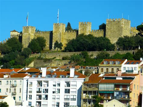 Edit free photo of Lisbon,lisboa,portugal,castle,fortress - needpix.com