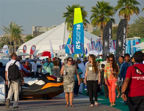 Visitors and Guests at the Dubai International Boat Show 2014 — Yacht ...