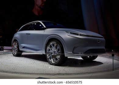 Hyundai Fe Fuel Cell Concept Photos And Images Shutterstock