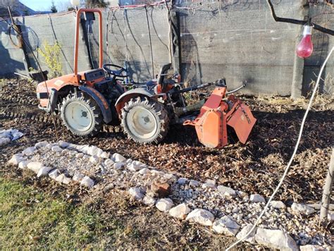 Vând tractoras goldoni Dobra OLX ro