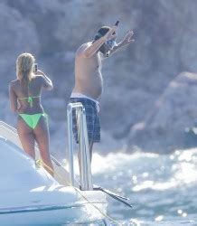 Iggy Azalea In A Bikini On A Yacht Off The Coast Of Mexico Phun Org Forum
