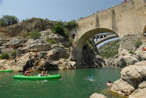 Saint Guilhem le Désert site d exception dans les Gorges de l Hérault