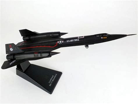 Lockheed Sr 71 Sr 71a Blackbird 1144 Scale Diecast Model