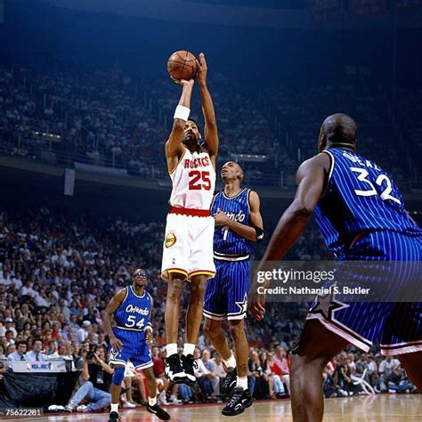 Robert Horry Rockets Photos and Premium High Res Pictures - Getty Images