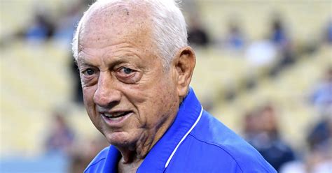 L.A. Dodgers Hall of Fame manager Tommy Lasorda hospitalized