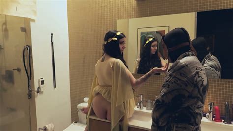 Lily Thot Manifests At The Toilet Goddess For Rough Anal Play