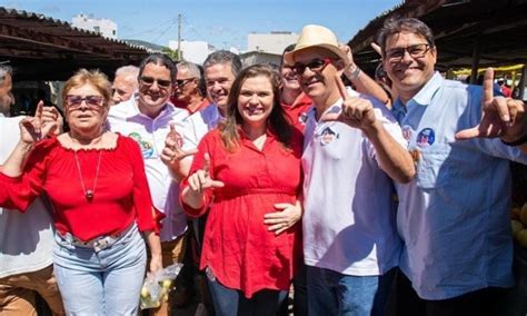 Mar Lia Arraes E Andr De Paula Juntamente A Oposi O De Arcoverde