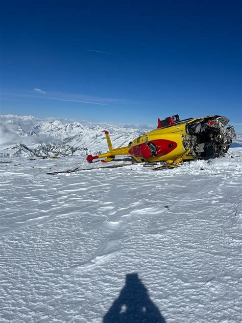 Elicottero Del 118 Di Borgosesia Precipita Sul Monterosa Illese Le