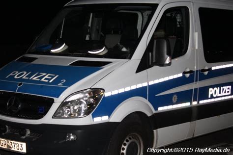 BPOL NRW Drogen und Messer Bundespolizisten überprüfen 24 Jährigen