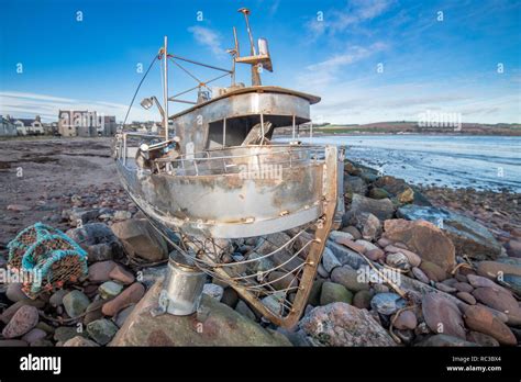 Stonehaven Bay Fishing Boat Sculpture, Aberdeenshire, Scotland Stock Photo - Alamy