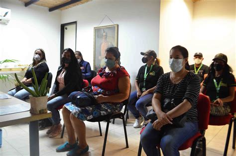 INTI entregó títulos agrarios a mujeres campesinas del estado Carabobo