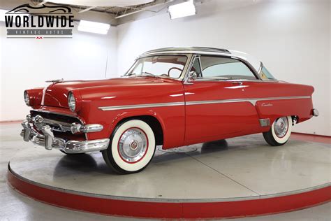 1954 Ford Skyliner | Classic & Collector Cars